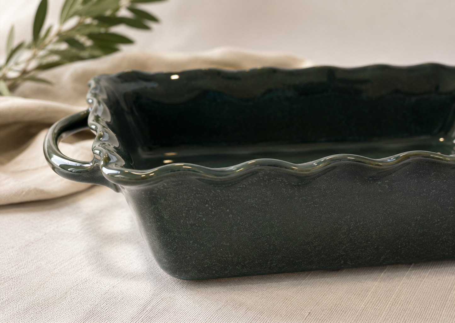 Mira Large Rectangular Baker – Forest Green Reactive
