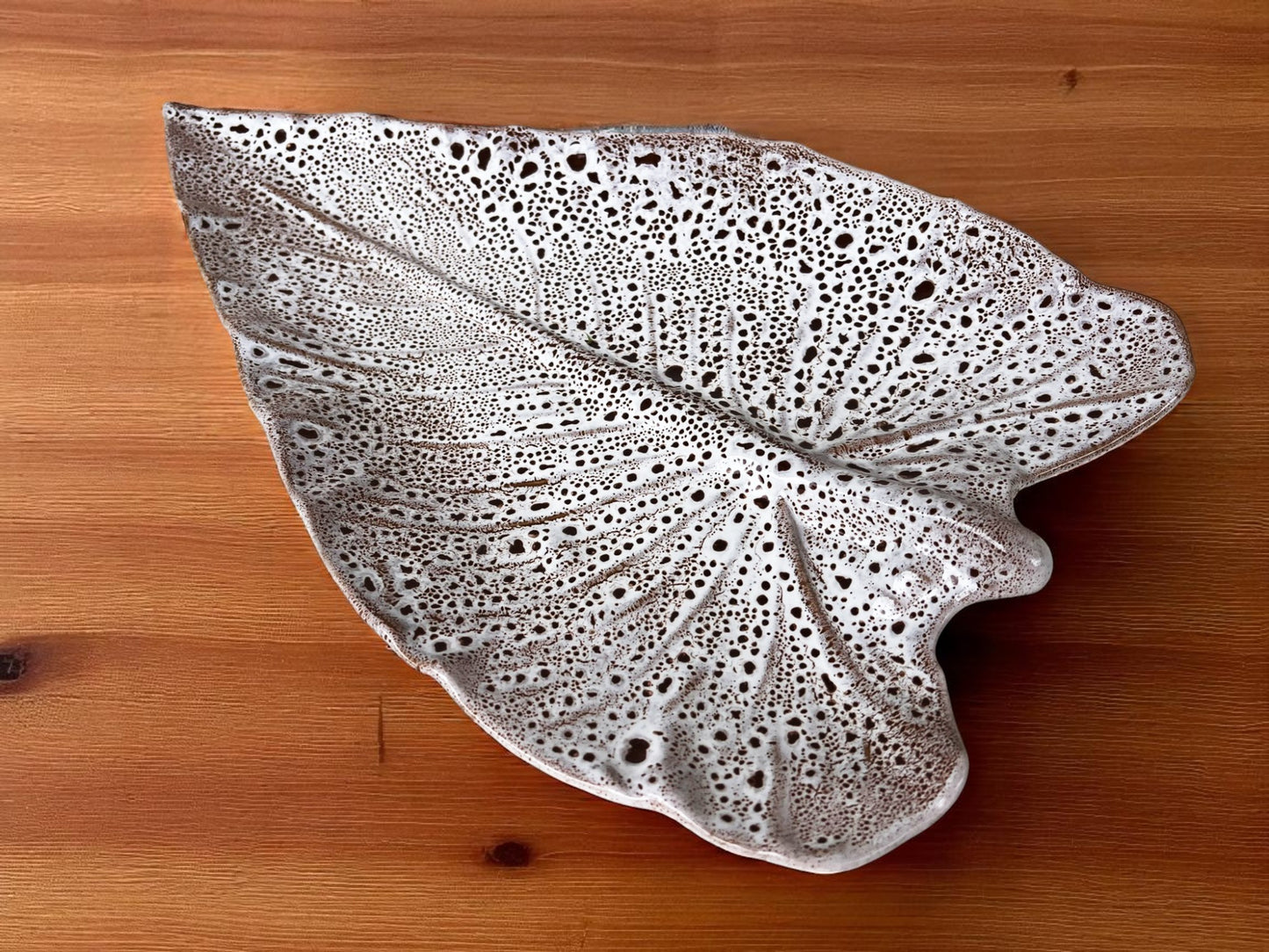 Decorative Ceramic Leaf
