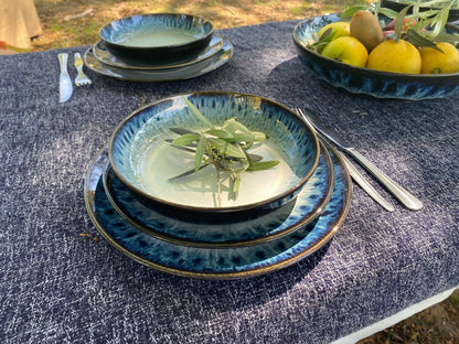 Colorful reactive blue and white set of plates Aime Collection